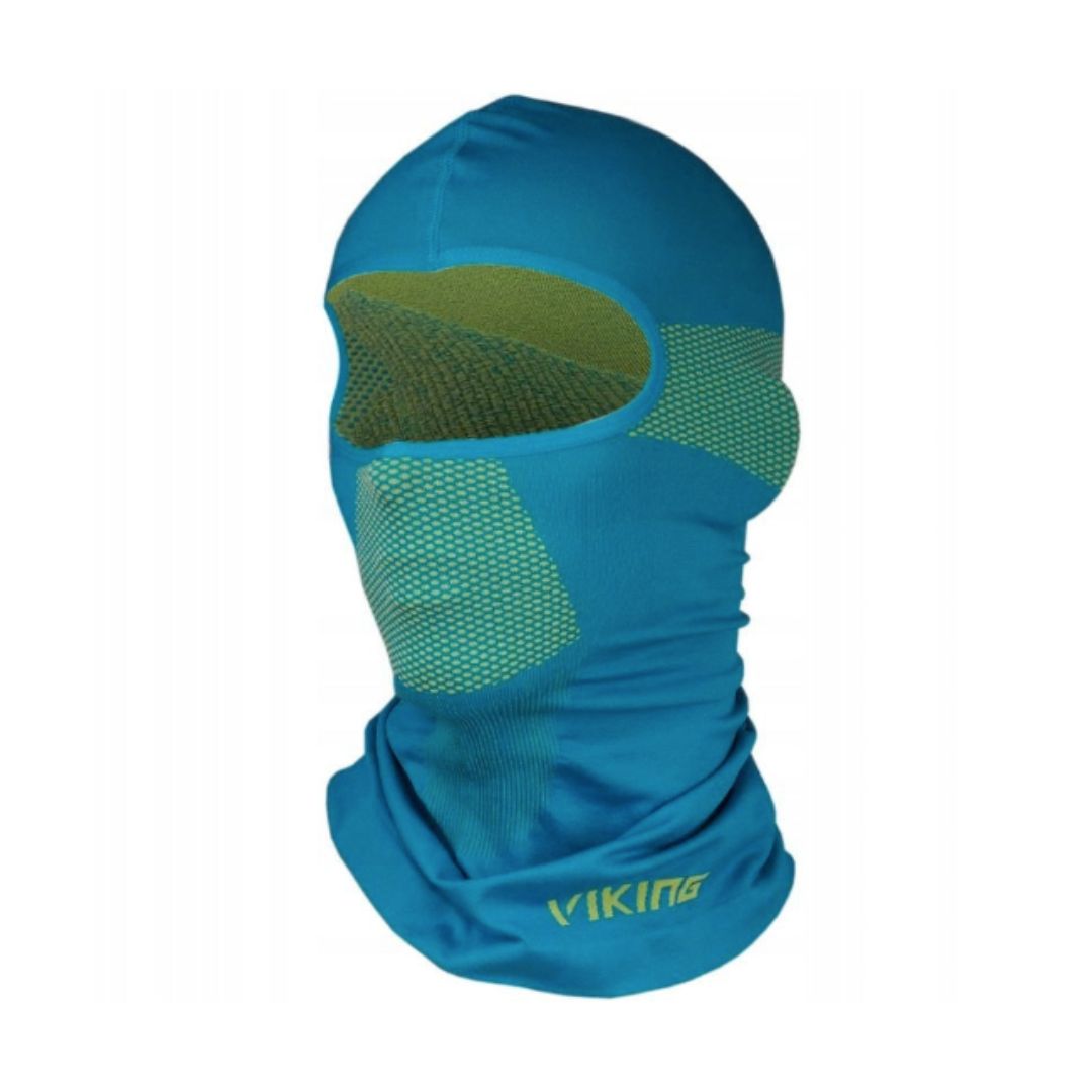 Luer, blå balaklava med grønne meshfelt for ventilasjon, tettsittende passform og synlig logo nederst.