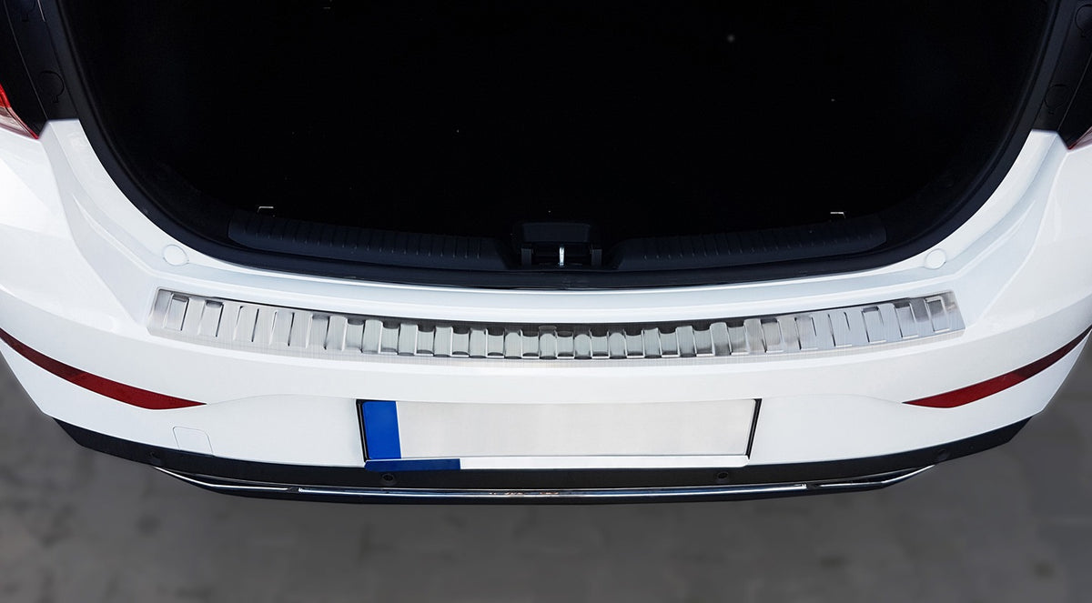 Avisa bakfangerbeskytter til Hyundai i30 III Hatchback Facelift – enkel 3M-montering