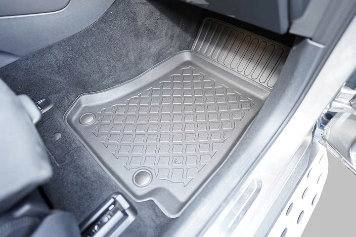 Gulvmatter Isuzu D-Max III (2019-) – TPE antiskli luktfrie gummi - sett forfra