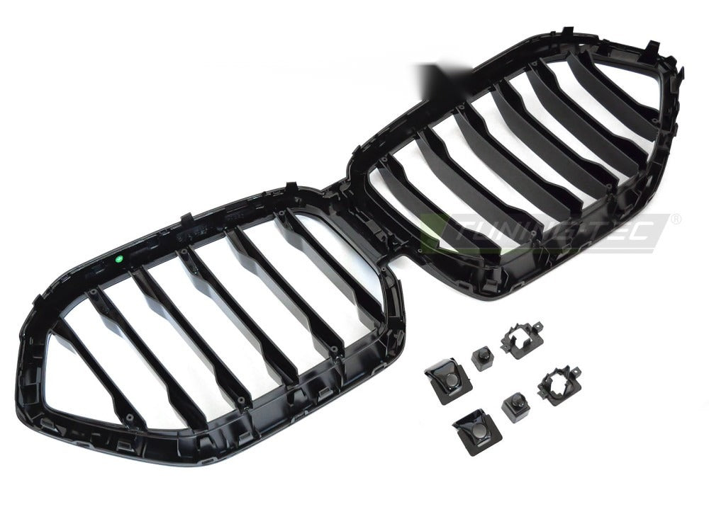 Grill X6 G06 19-23 blank sort med festedetaljer.