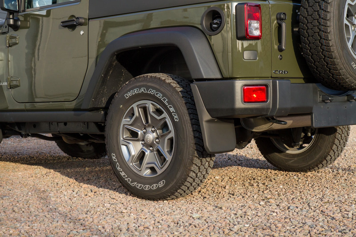Ven-Tuning skvettlapp til Jeep Wrangler JK – svart ABS-materiale