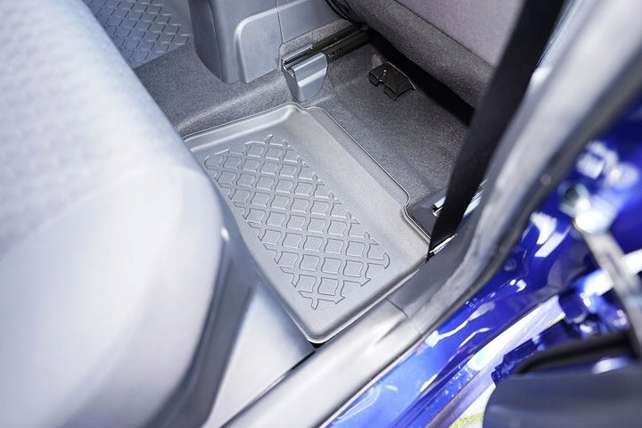 Gulvmatter Toyota Yaris IV (2020-) – TPE antiskli myk plast - nærbilde