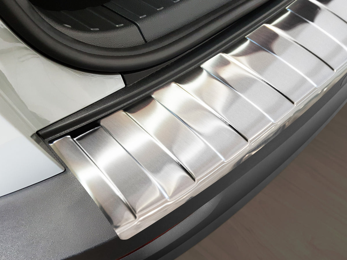 Bakfangerbeskytter Skoda Karoq (2017-) – Rustfritt stål - detaljer