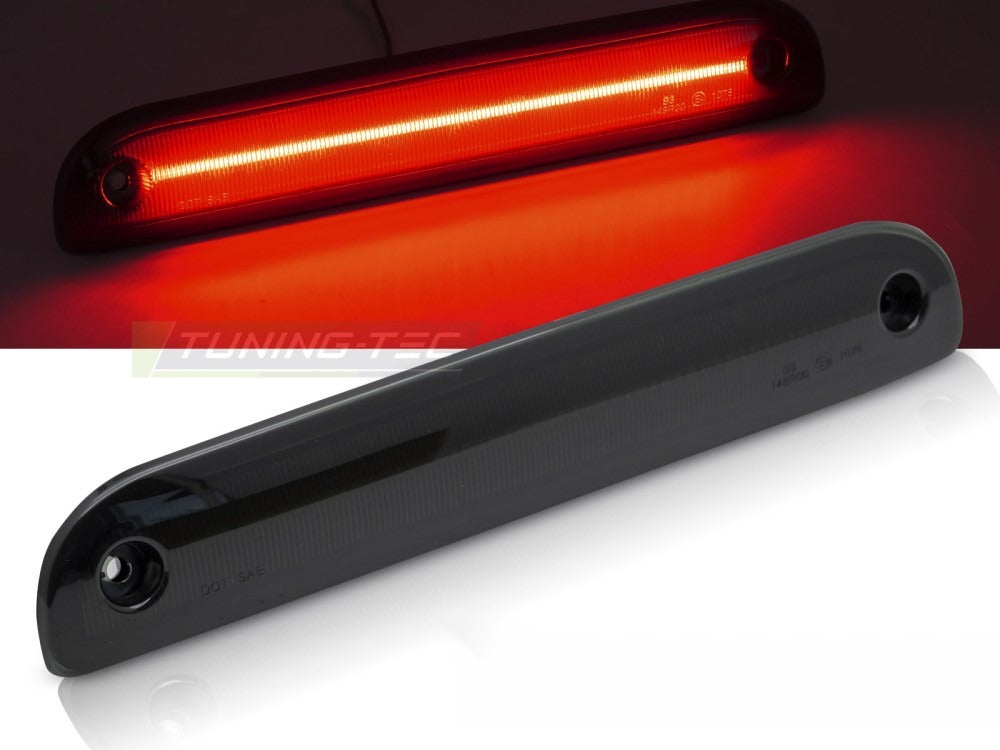 Detaljbilde av bremselys Peugeot Boxer II 06-23 brake med LED-detaljer.