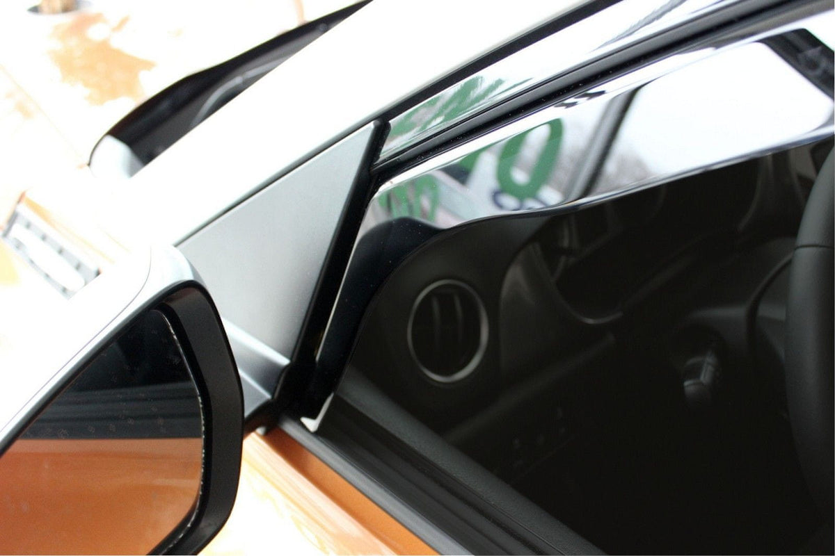 Heko vindavviser til Suzuki Vitara II (LY) – sort transparent