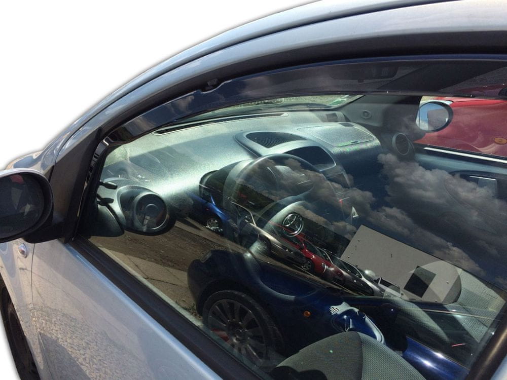 Heko vindavviser til Toyota AYGO I 3-dørs – transparent og sort PMMA Plexi
