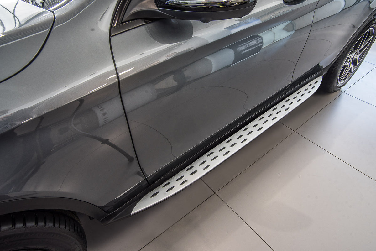 Stigtrinn Ventshield til Mercedes GLC (X253) 2015-2022 i aluminium og ABS