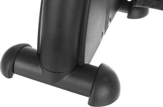 Minisykkel med sort plasthjul og robust støttefot, sett fra siden, viser tydelige festeskruer og avrundede former.