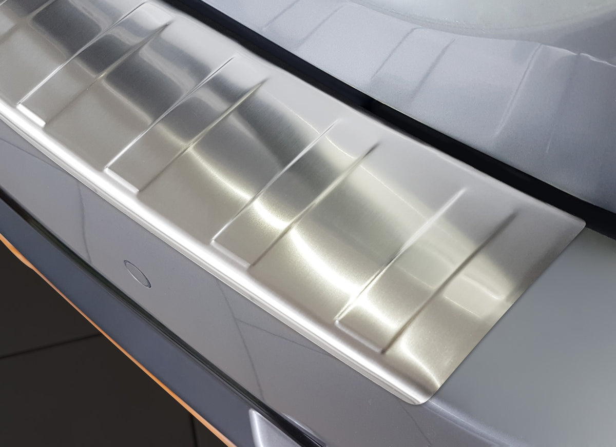 Bakfangerbeskytter Honda Civic X Hatchback (2016-) – Rustfritt stål - detaljer
