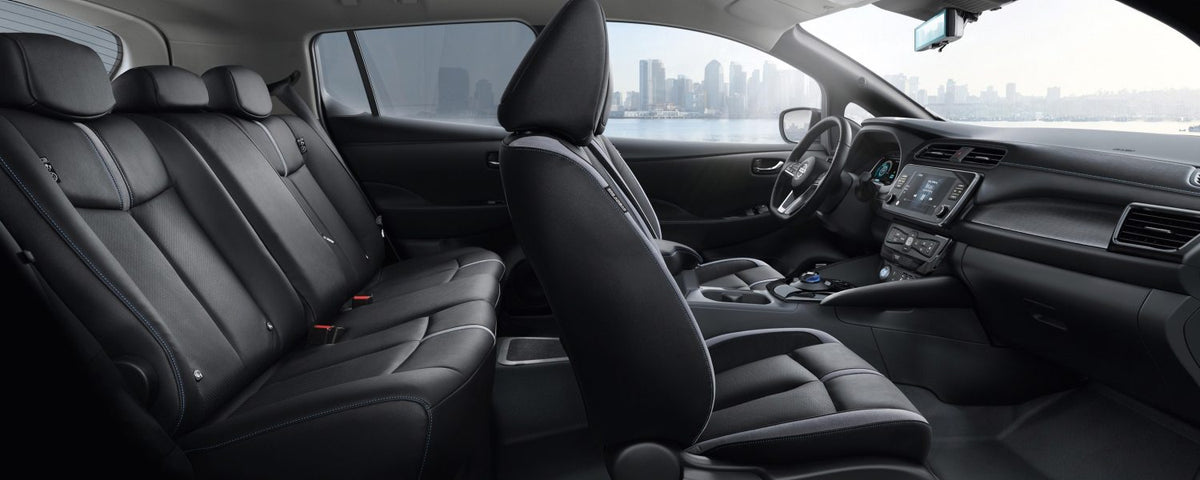 Nissan OEM stoffmatter til Nissan Leaf II – antiskli bakside