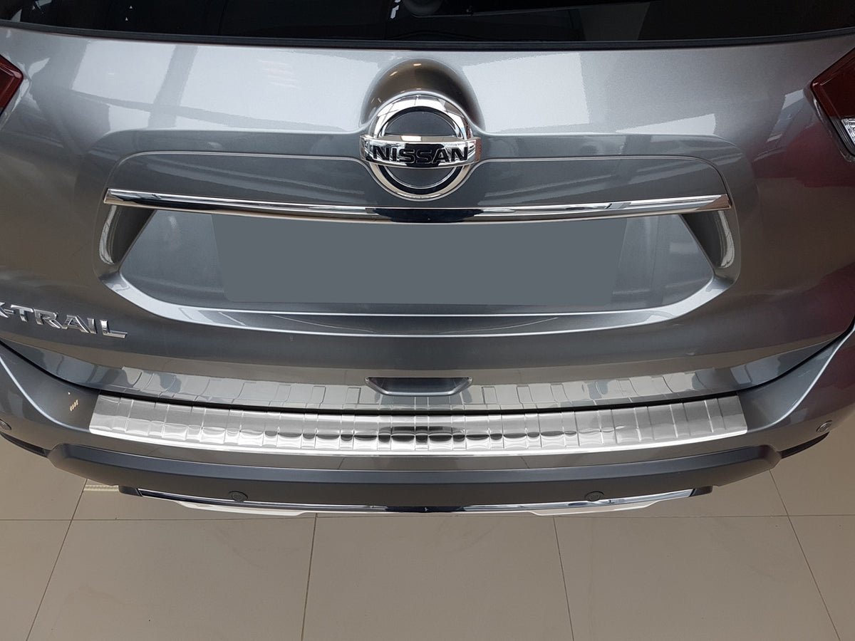 Avisa bakfangerbeskytter til Nissan X-Trail III (T32) Facelift / Silver Edition – sølv