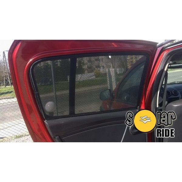 Solskjerm Dacia Sandero I (2008-2012) (2 stk) - sett forfra