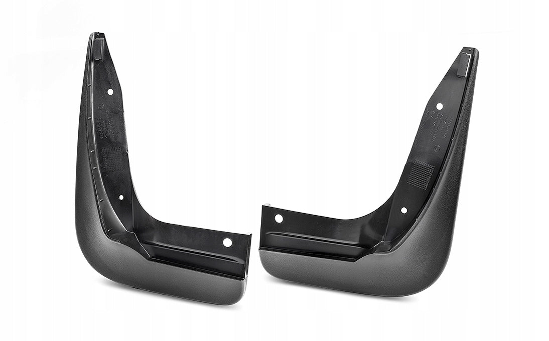 VAG OEM skvettlapp til Skoda Octavia III / Black - sett 2 stk. – monteringssett inkludert