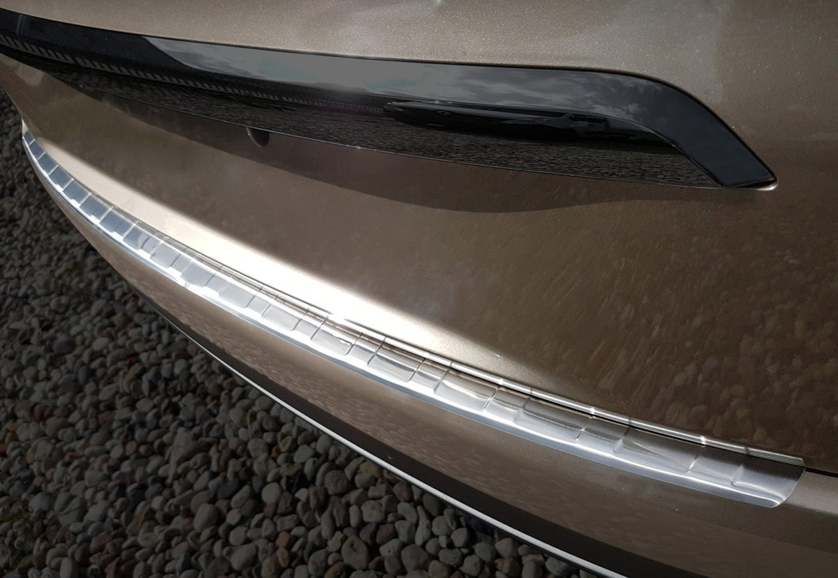 Bakfangerbeskytter Renault Grand Scenic IV (2016-) – Rustfritt stål - nærbilde