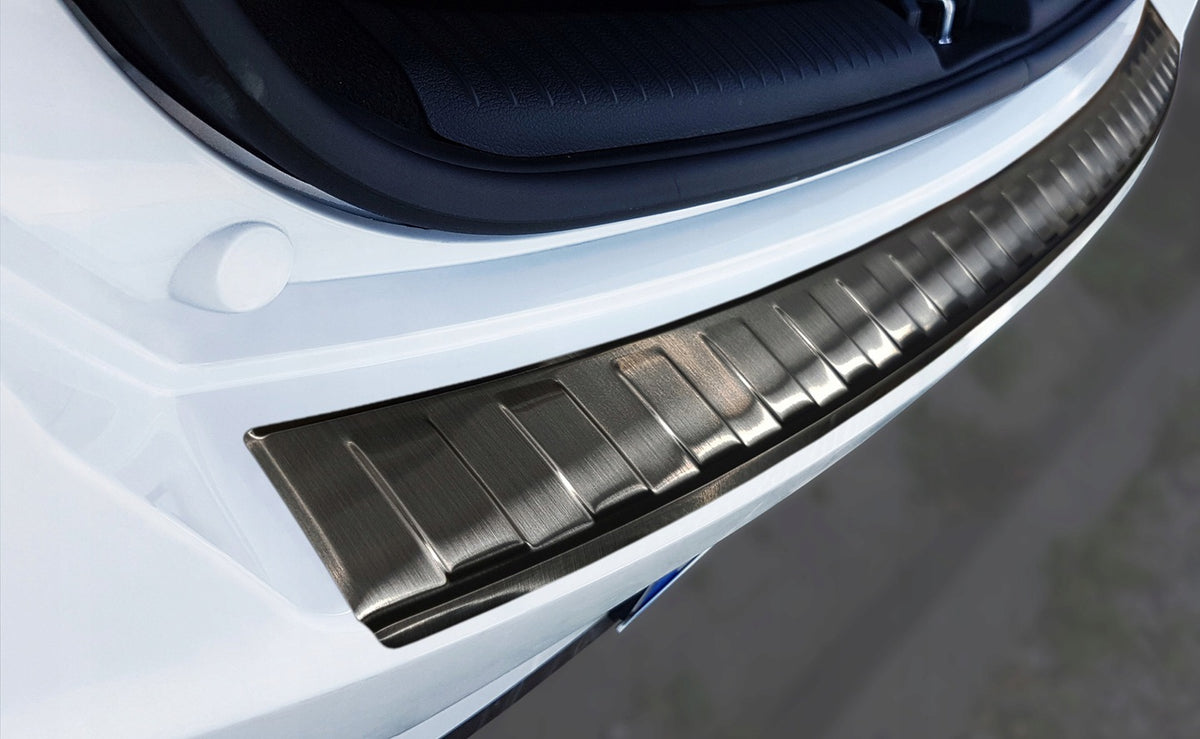 Avisa bakfangerbeskytter til Hyundai i30 III Hatchback Facelift – rustfritt stål