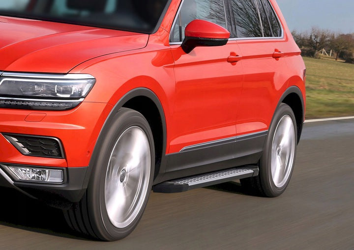 Stigtrinn Scoutt til Vw Tiguan II (2016-) i aluminium og ABS med monteringssett