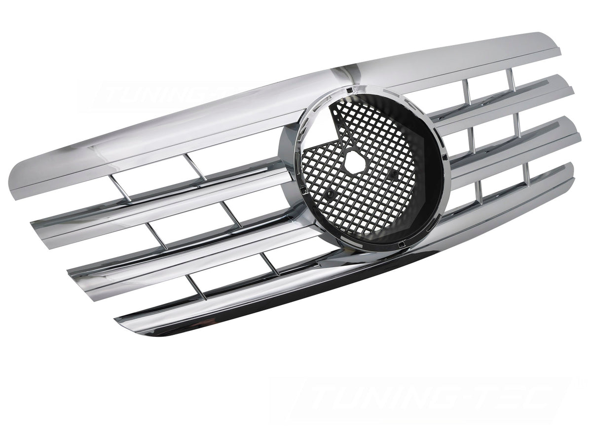 Grill til Mercedes E-Klasse W210/S210 99-03 i krom sett rett forfra på hvit bakgrunn.