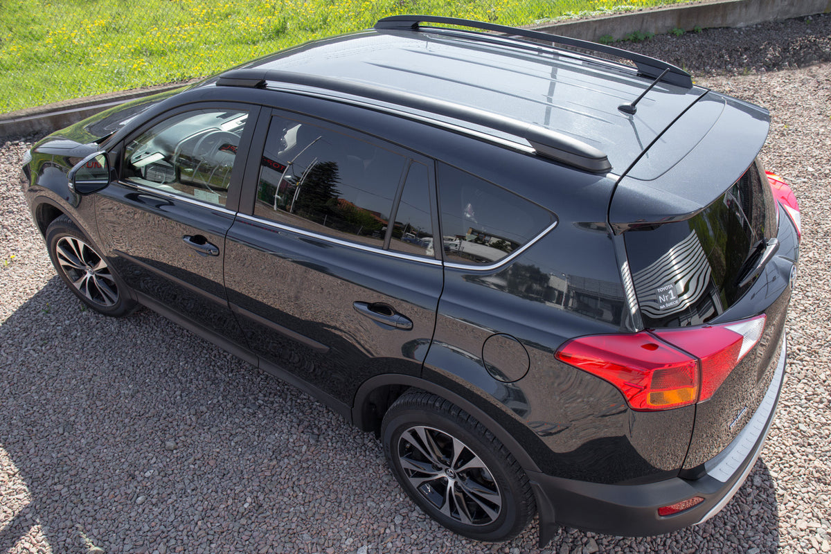 Takrails Toyota RAV4 IV Ventshield (2013-2019) - sett forfra