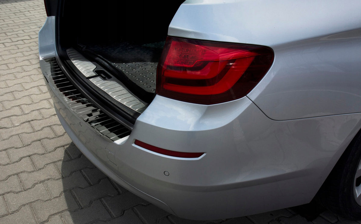 Avisa bakfangerbeskytter til Bmw 5 (F11) Touring – svart Black Mirror
