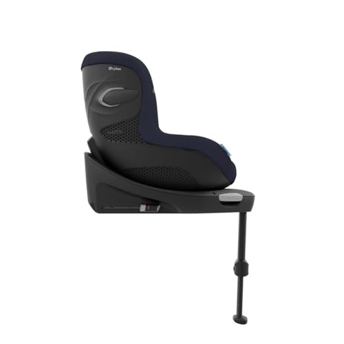 Bilsete Barn i mørkeblått og svart med støtteben, sett fra siden, Cybex-logo synlig bak på setet.