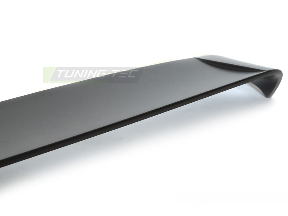 Spoiler Svart BMW E30 Touring 87-94 sett bakfra med passform synlig