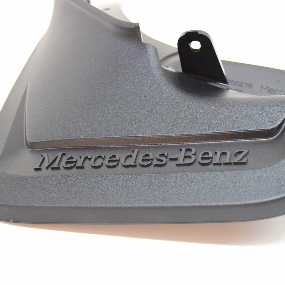 Skvettlapp Mercedes ML (W166) (2011-2015) – ABS | Mercedes OEM - detaljer