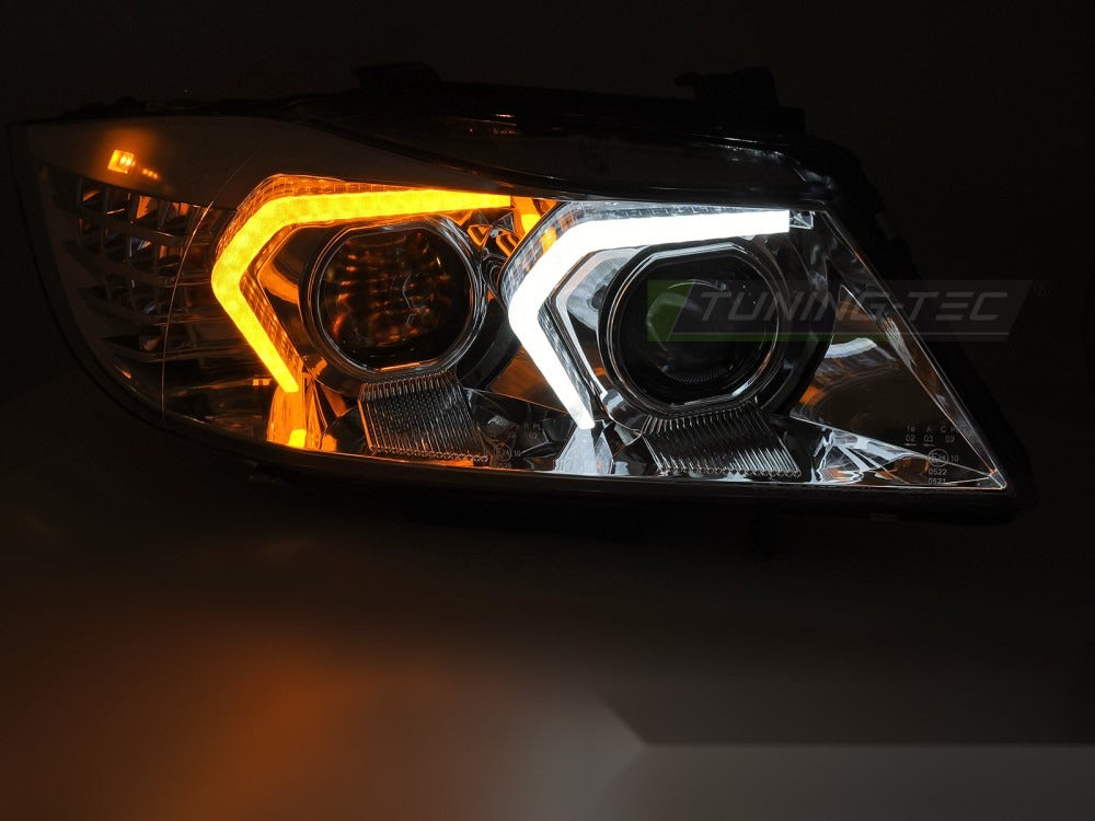 Frontlykter BMW E90/E91 LCI 09-11 med festedetaljer.