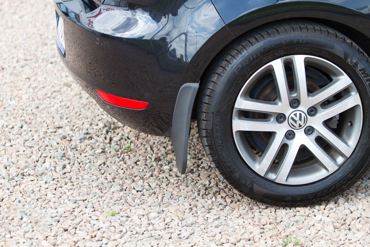 Ven-Tuning skvettlapp til Vw Golf VI Hatchback – svart ABS