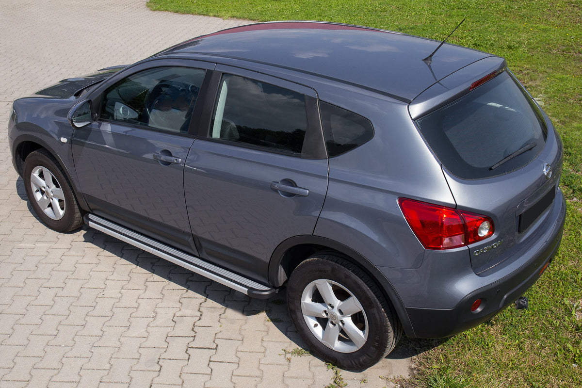 Stigtrinn Nissan Qashqai (J10) Ventshield (2007-2013) - sett forfra