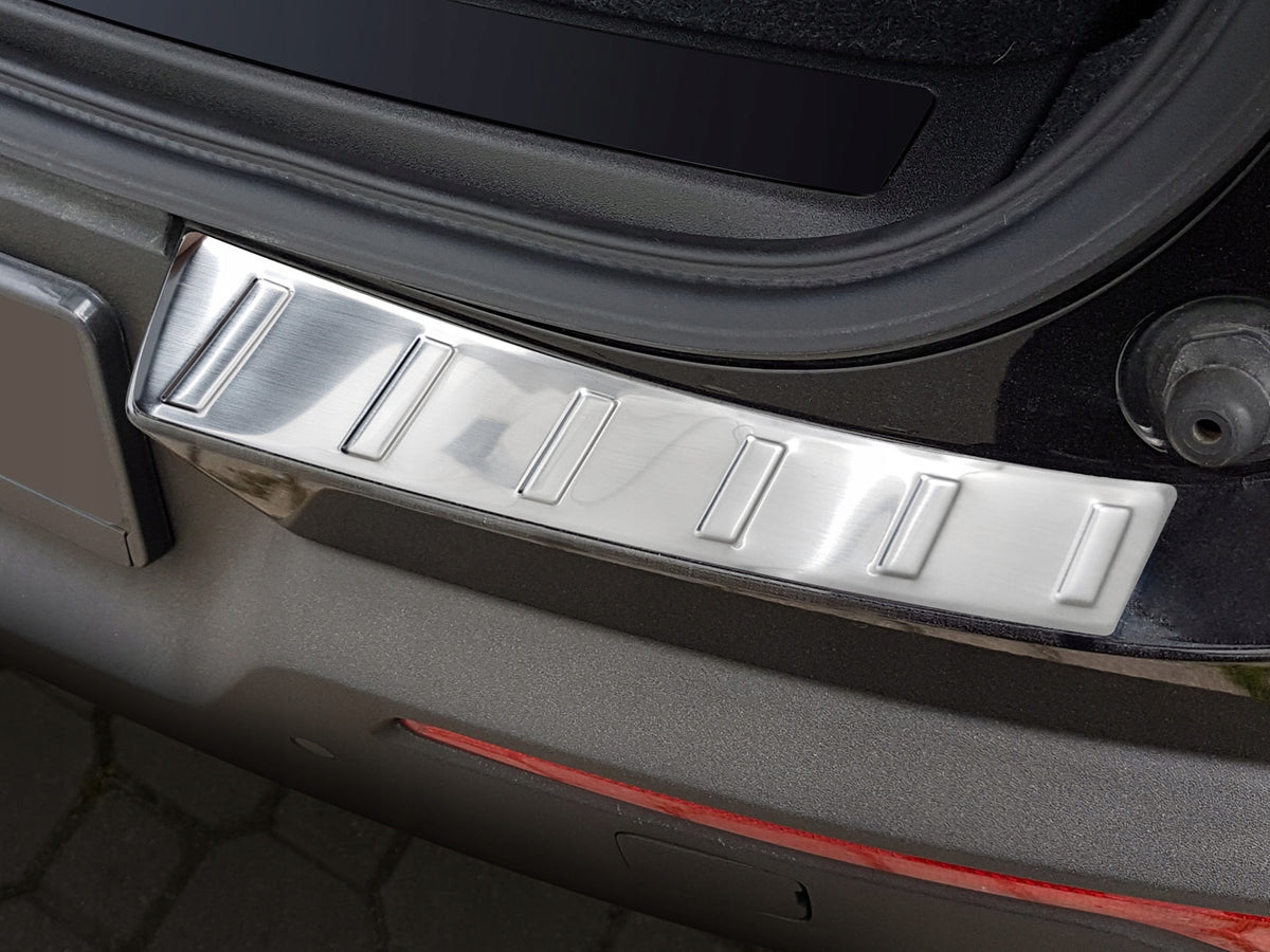 Avisa bakfangerbeskytter til Volvo XC40/EX40 – skreddersydd passform og beskyttelse