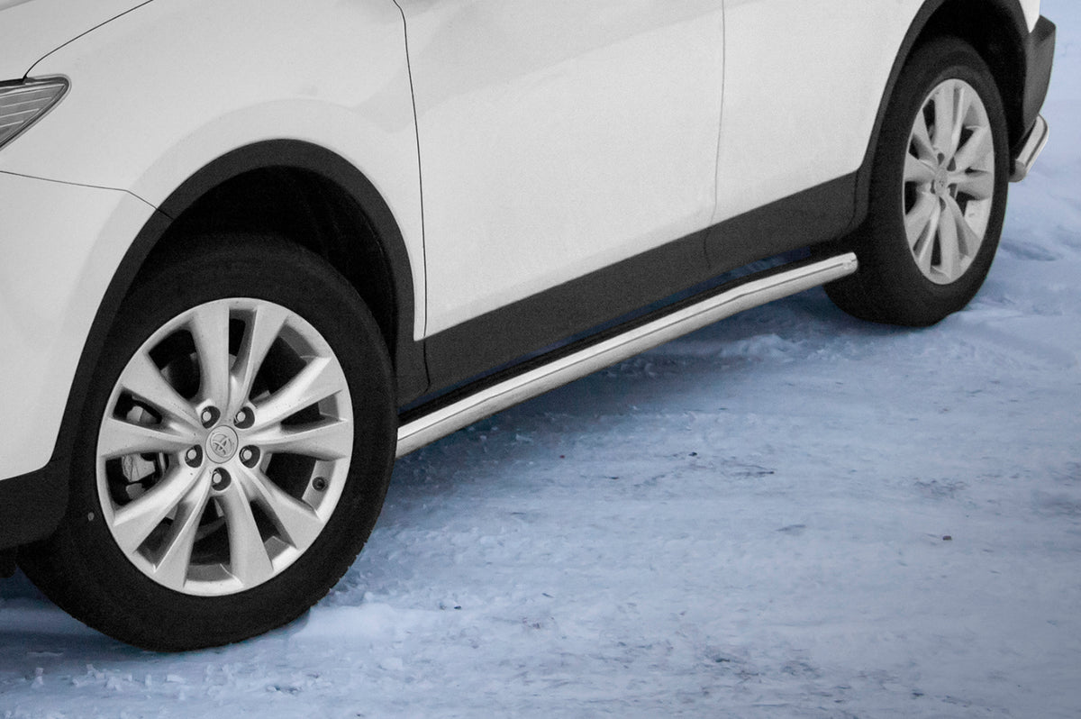 Stigtrinn Steeler til Toyota RAV4 IV 2013-2015 i rustfritt stål med polert krom