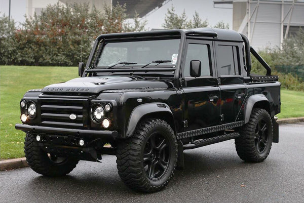 Stigtrinn fra Ventshield til Land Rover Defender 110 i aluminium og ABS med monteringssett