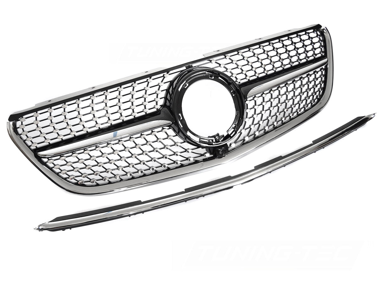 Grill Diamond Blank Sort Krom til Mercedes Vito W447 19-23 sett rett forfra på hvit bakgrunn.