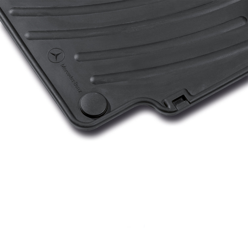 Gulvmatter Mercedes CLS (C218 / X218) / E (W212 / S212) – TPE Gummi | Mercedes OEM - sett forfra