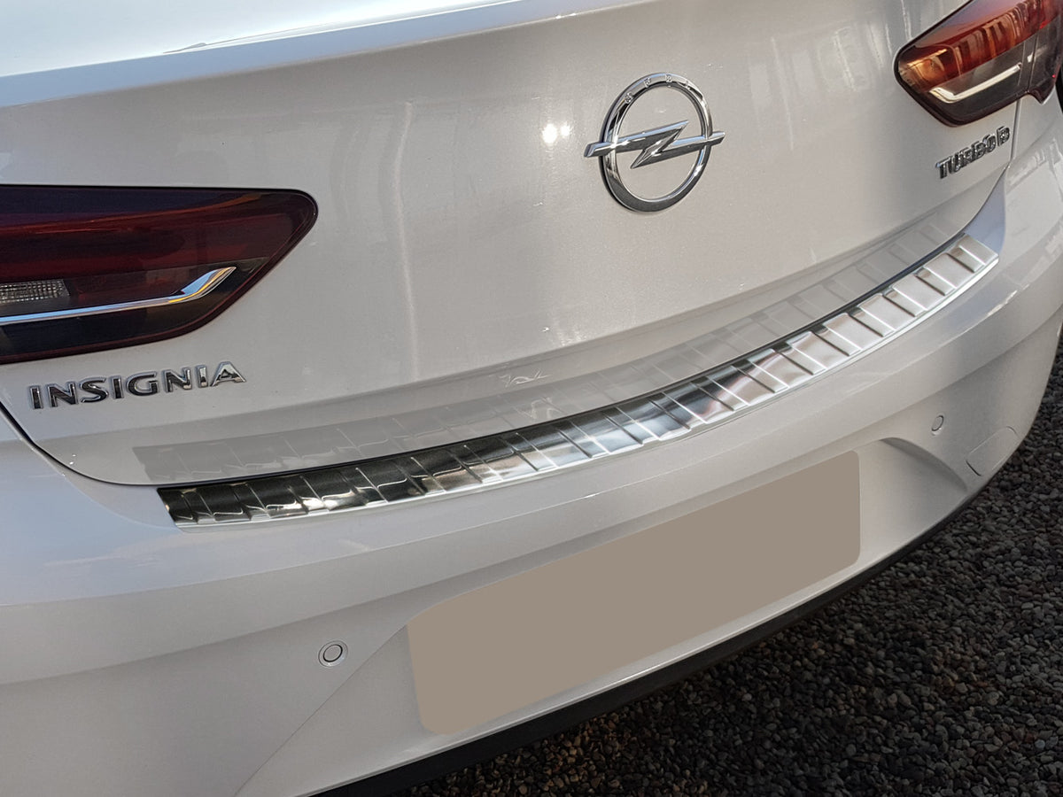 Avisa bakfangerbeskytter til Opel Insignia B Grand Sport – enkel 3M-montering