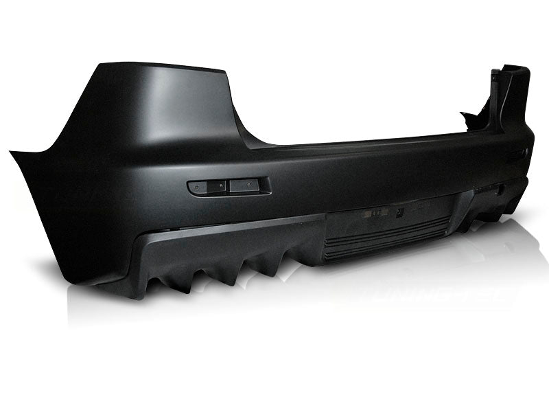 Body Kit EVO til Mitsubishi Lancer 09-15 sett rett forfra på hvit bakgrunn.