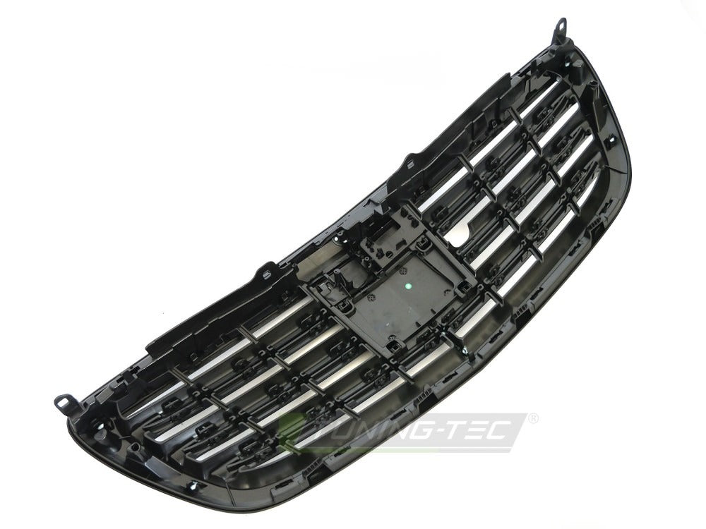 Grill Mercedes S-Klasse W222 13-17 sort med festedetaljer.