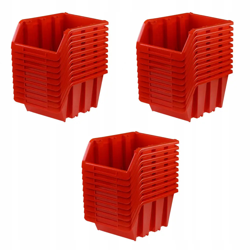 Oppbevaringsboks KTR40, tre røde plastkasser stablet med åpen front, sett fra skrå vinkel.