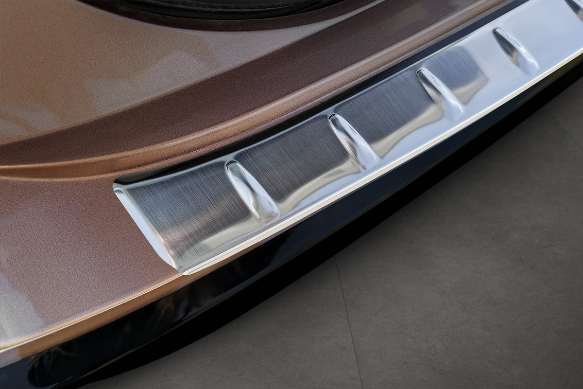 Avisa bakfangerbeskytter til Nissan Ariya / Chrome Edition – slitesterkt rustfritt stål