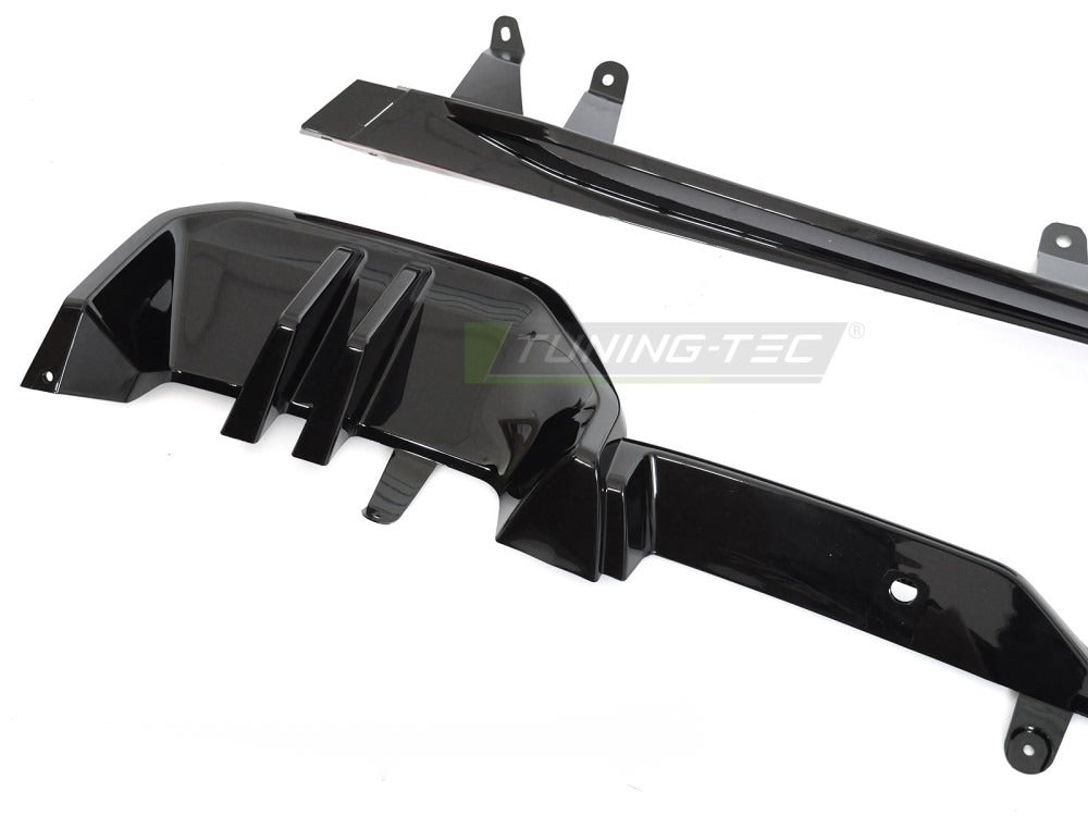 Diffusor Bmw G60/G61 23- Performance sett fra siden, profil som viser konturer og luftinntak.