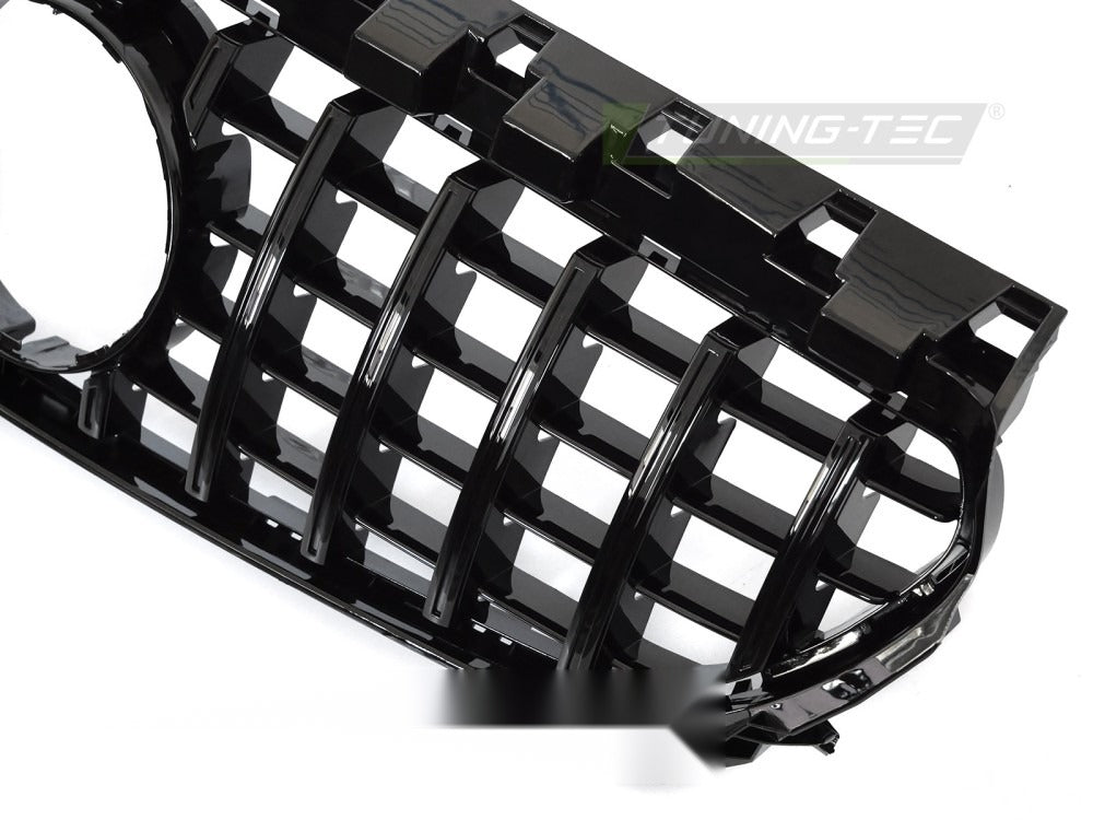 Grill Mercedes CLA W117 13-19 sett fra siden, struktur synlig.