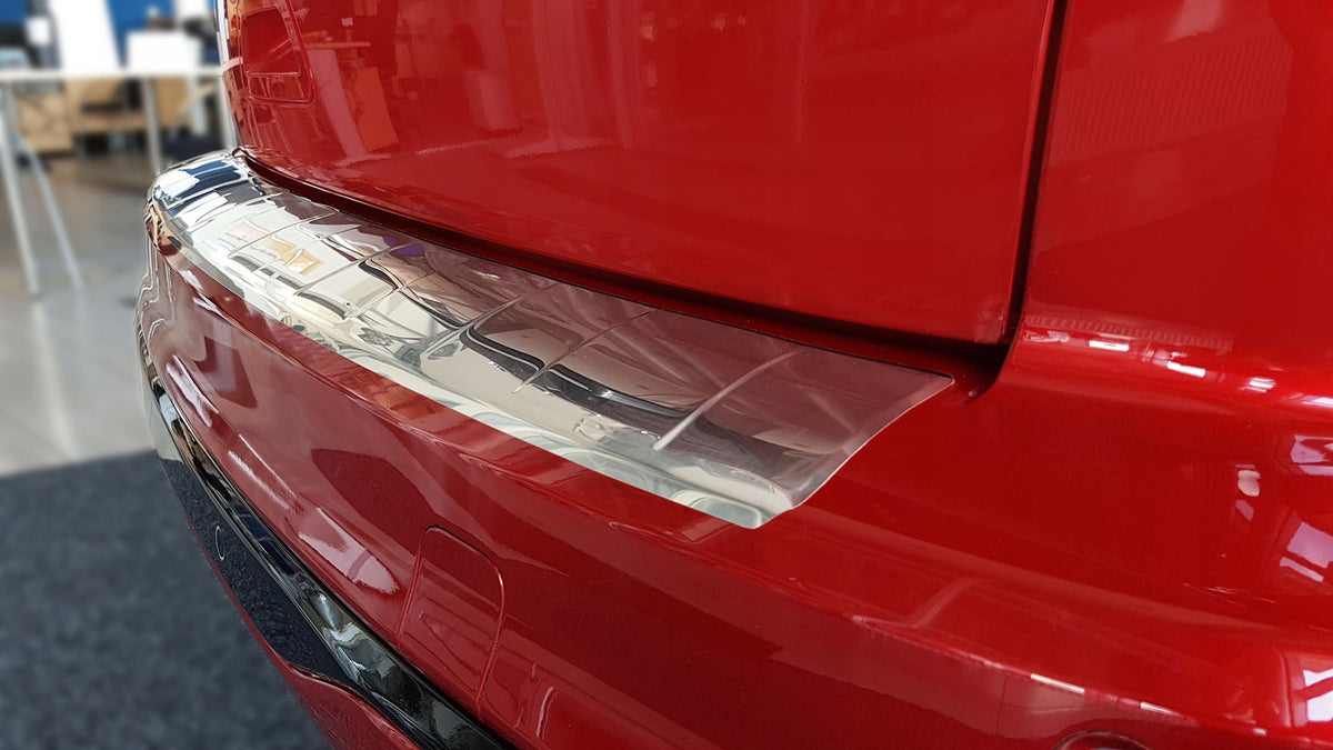 Bakfangerbeskytter Ford Kuga III ST-Line (2019-) – rustfritt stål - nærbilde