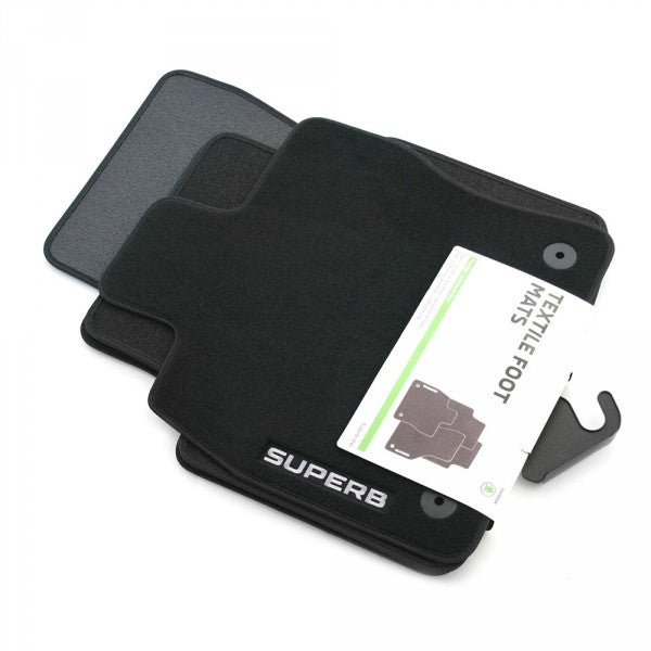 VAG OEM stoffmatter til Skoda Superb III – satin svart farge