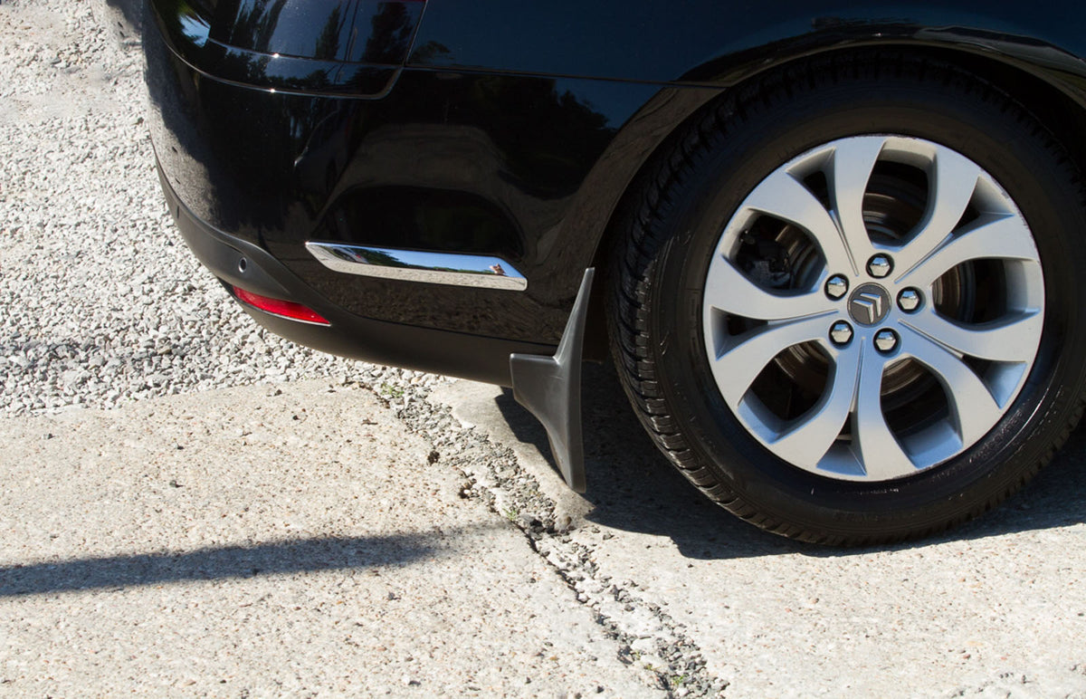 Ven-Tuning skvettlapp til Citroen C5 – svart ABS