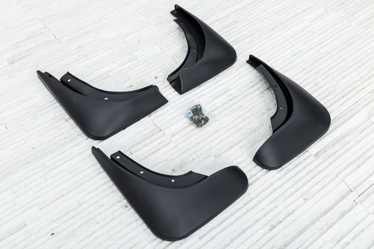 Ven-Tuning skvettlapp til Audi A8 D4 – svart ABS-materiale