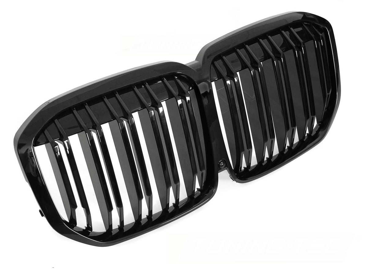 Grill til BMW X7 G07 18-22 i blank sort sett rett forfra på hvit bakgrunn.