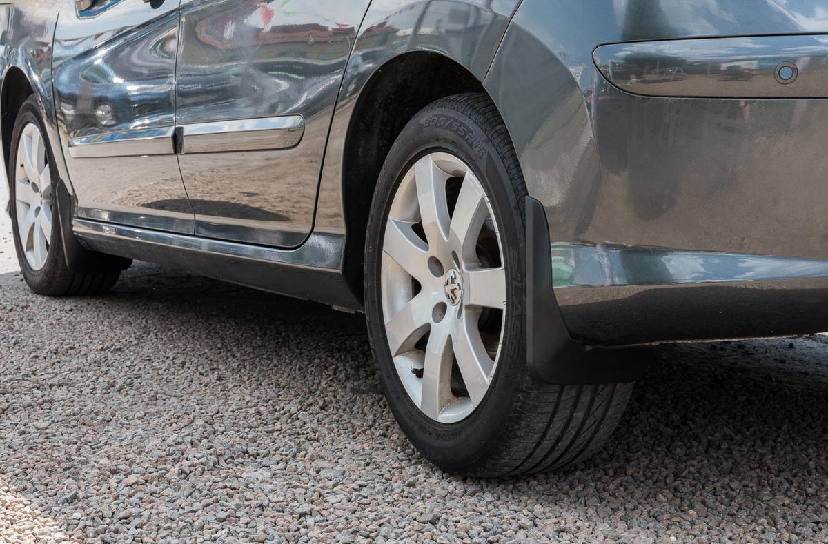 Ven-Tuning skvettlapp til Peugeot 308 I Hatchback – svart ABS-materiale