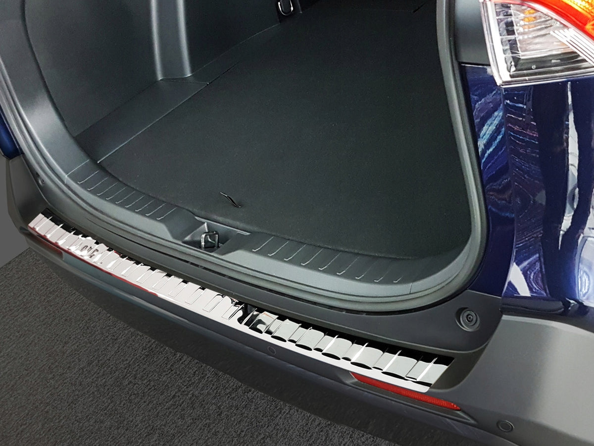 Avisa bakfangerbeskytter til Toyota RAV4 V / Silver Edition – rustfritt stål