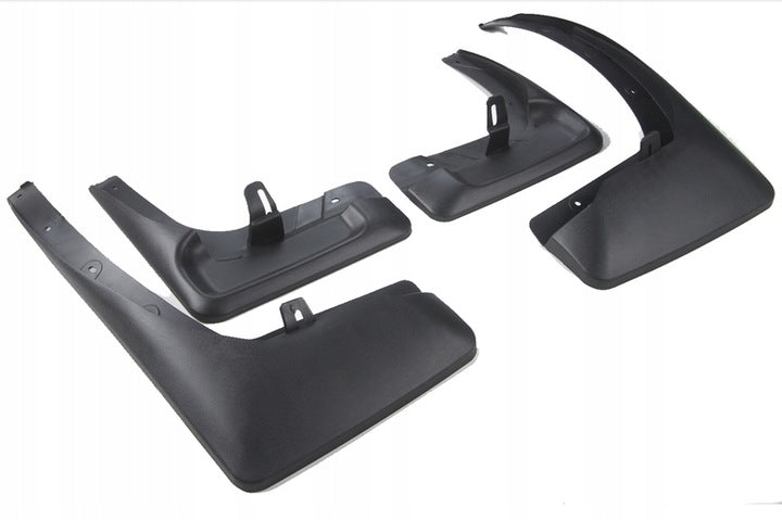 Unknown skvettlapp til Nissan Patrol (Y62) / sett 4 stk. – ABS-plast