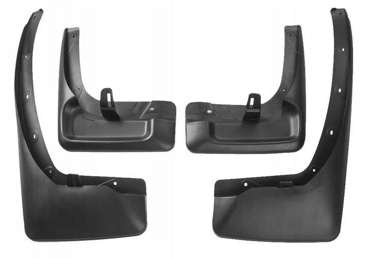 Unknown skvettlapp til Nissan Patrol (Y62) / sett 4 stk. – svart ABS-materiale